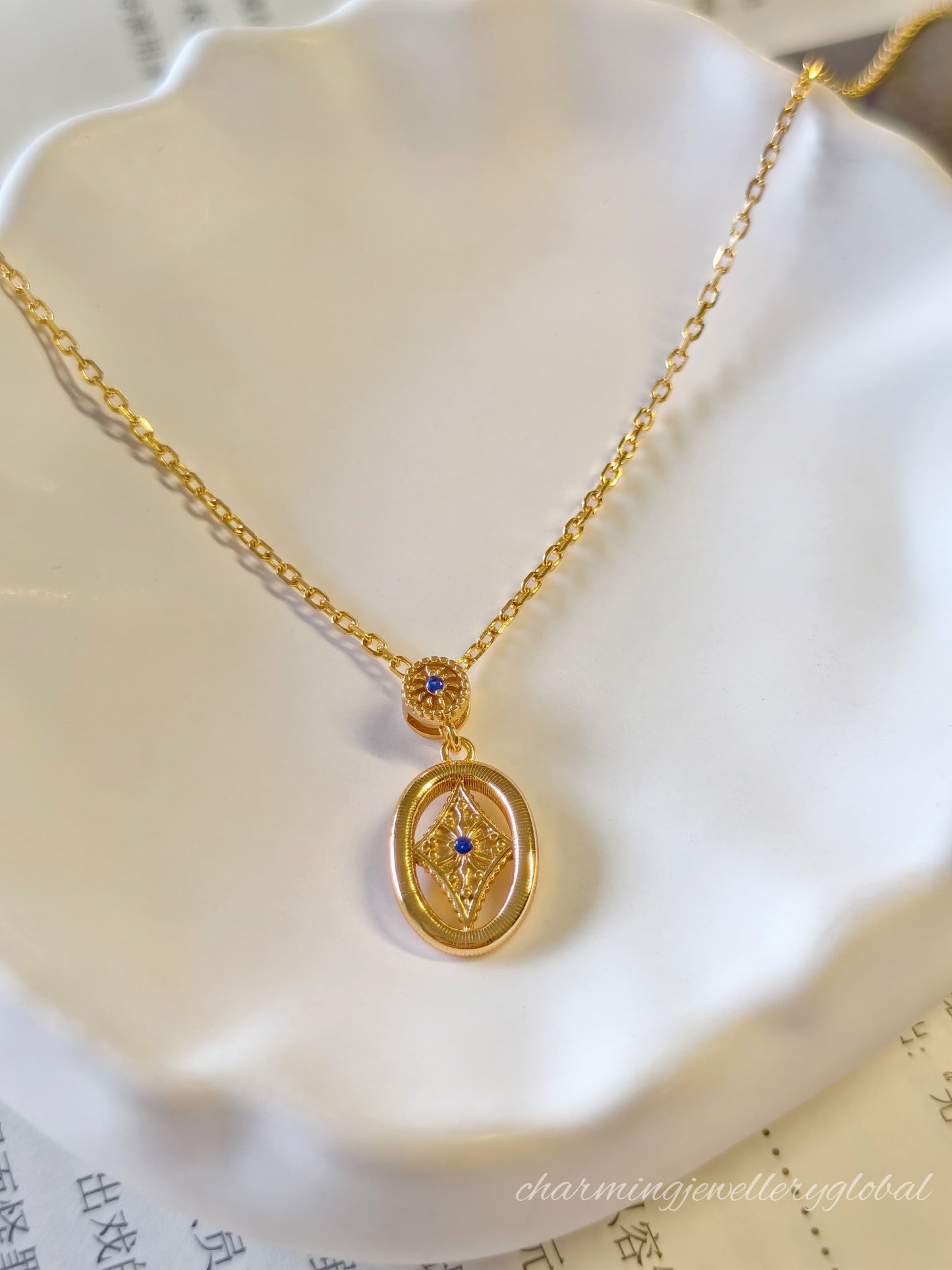 Vintage Blue Zircon Oval Pendant Necklace – S925 Sterling Silver Retro-Inspired Jewelry for Women