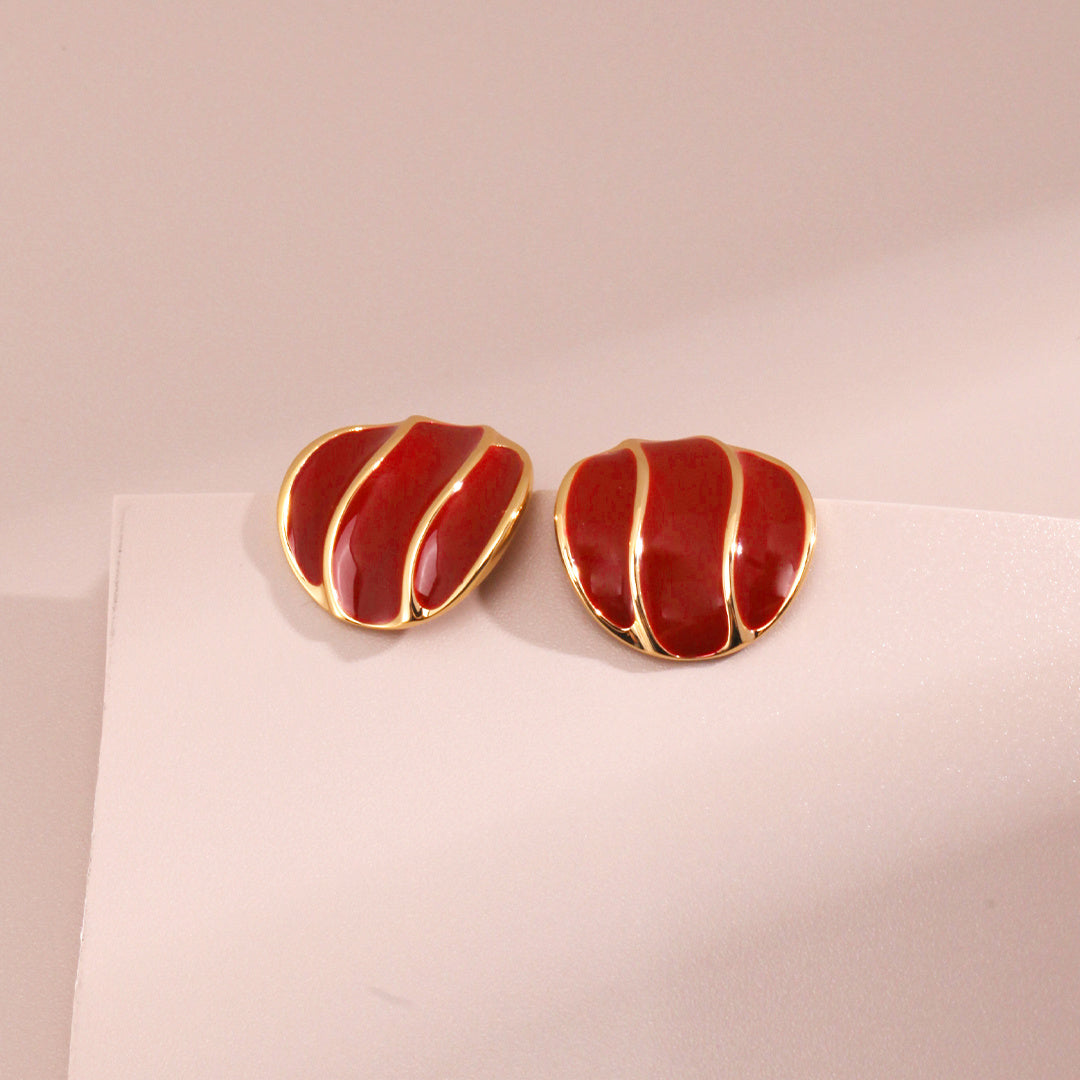 Pendientes de uranio con gotas de rayas retro rojas