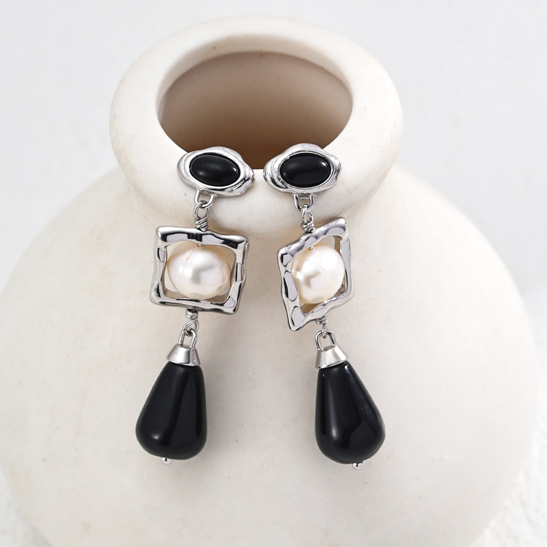 S925 Silver Natural Pearl Black Agate Earrings