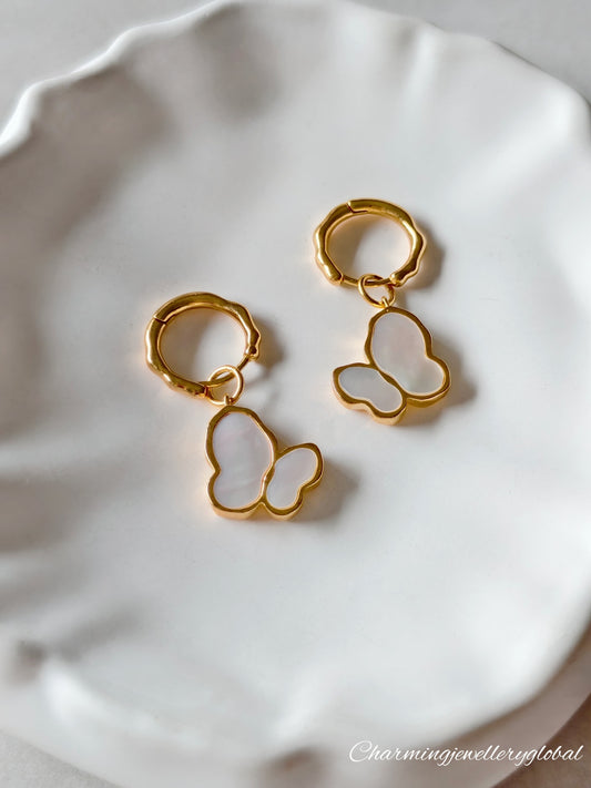 Elegant S925 Silver Butterfly Earrings with Natural Mother of Pearl – Minimalist & Lightweight