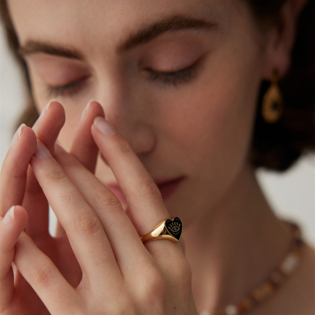 Minimalist Pure Silver Enamel Heart-Shaped Ring