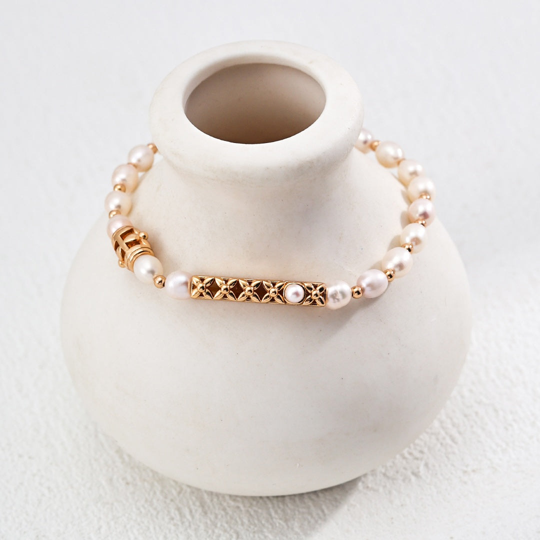 Classic S925 Silver & Natural Pearl Bracelet