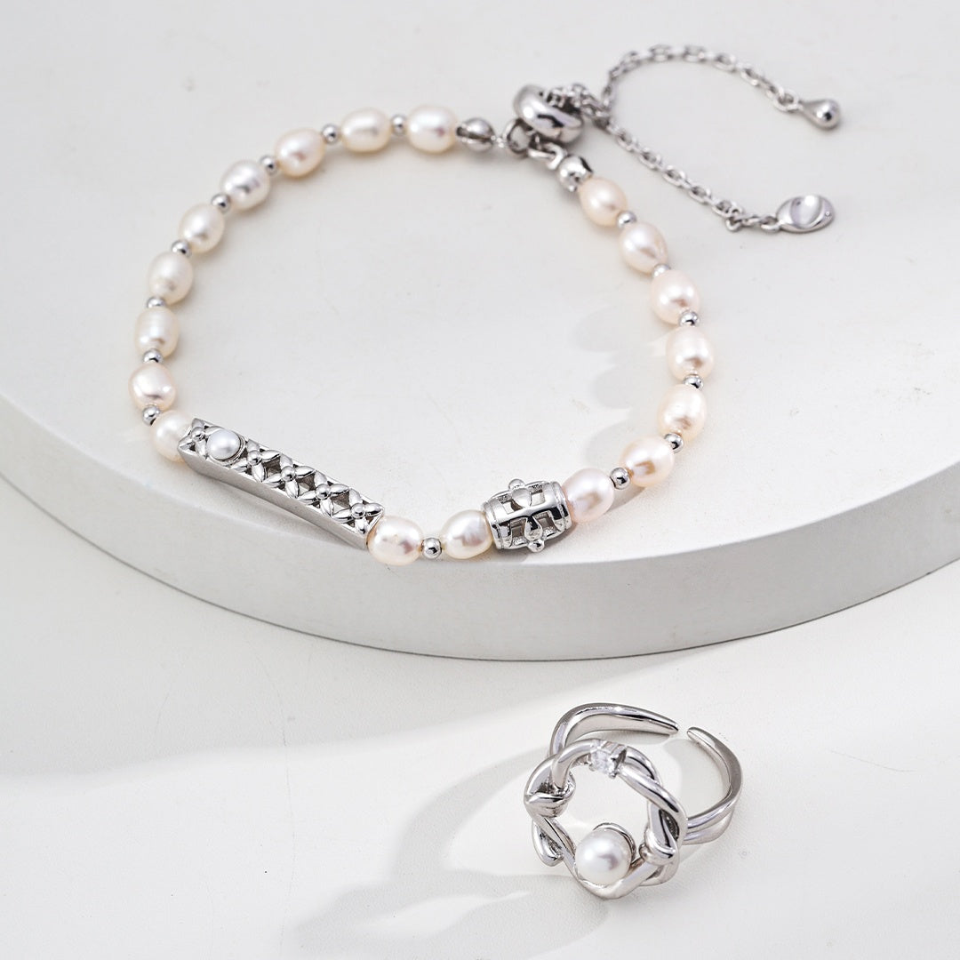 Classic S925 Silver & Natural Pearl Bracelet